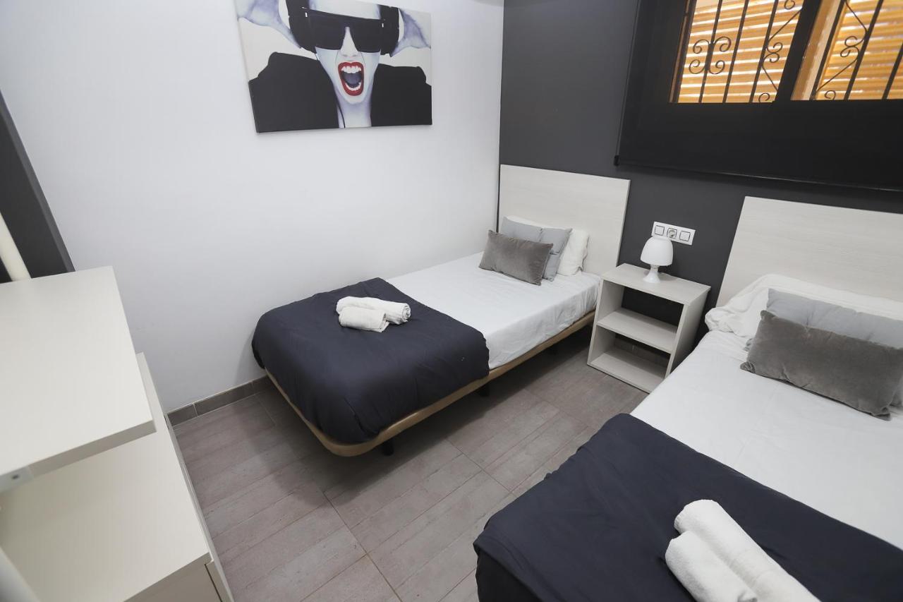 Differentflats Grd Apartment ซาลอว์ ภายนอก รูปภาพ