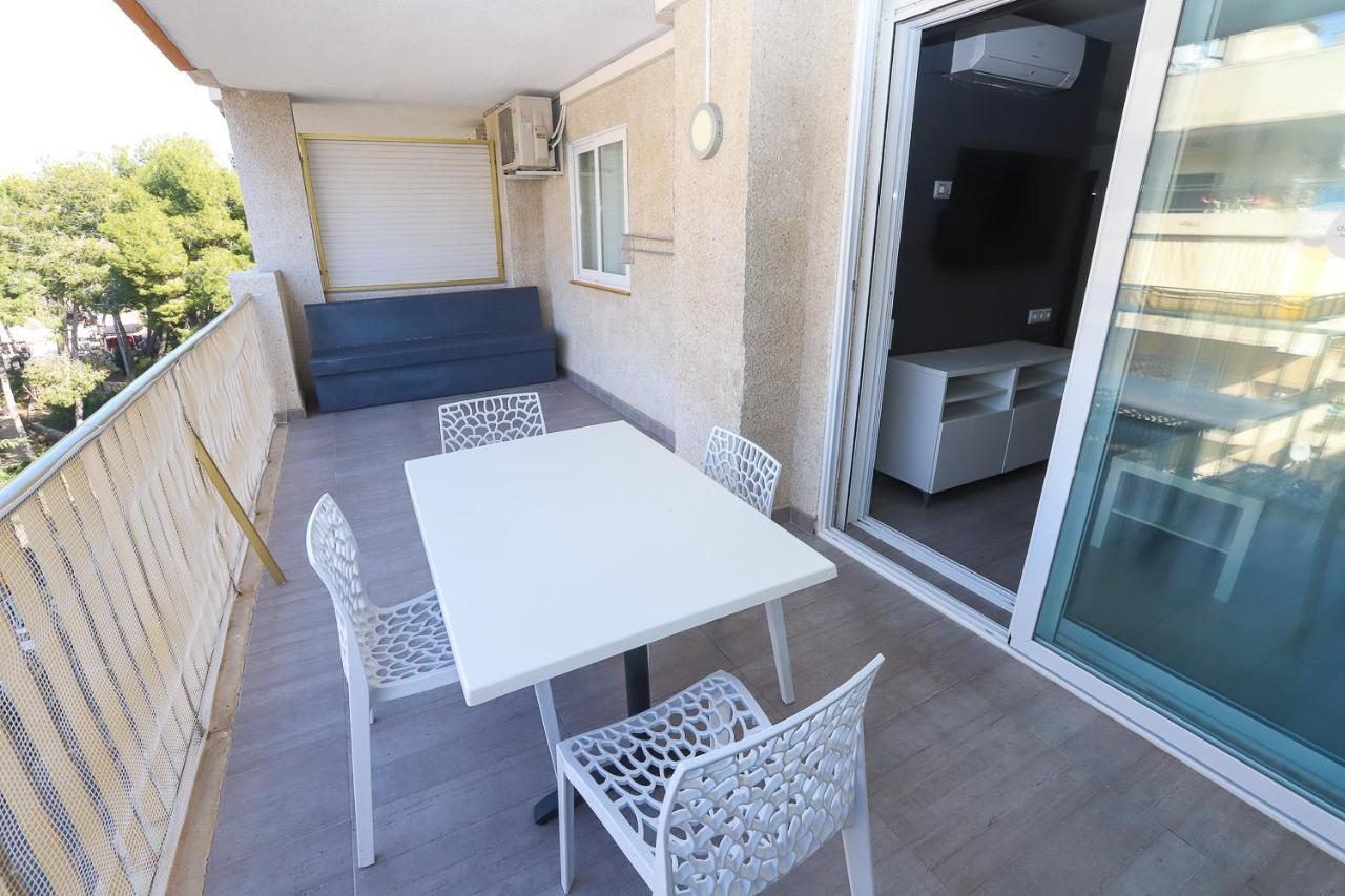 Differentflats Grd Apartment ซาลอว์ ภายนอก รูปภาพ