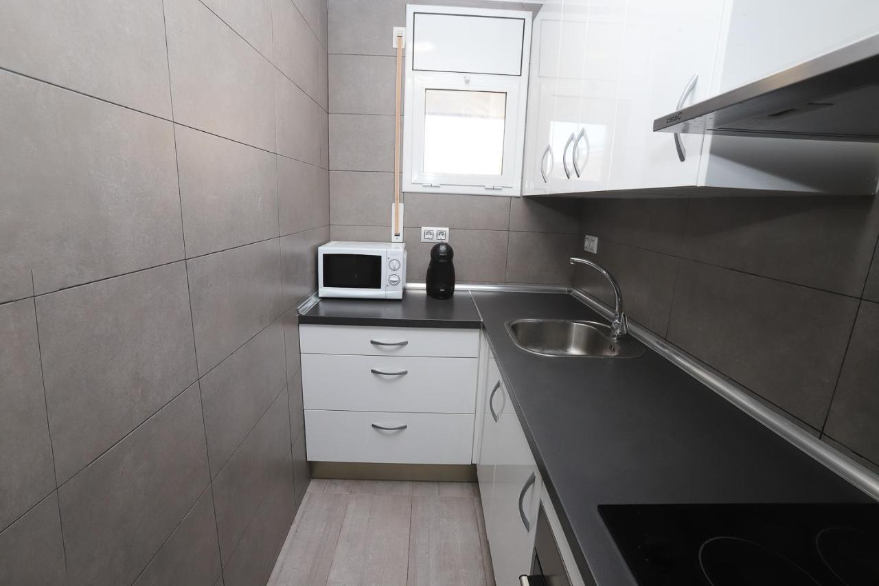 Differentflats Grd Apartment ซาลอว์ ภายนอก รูปภาพ